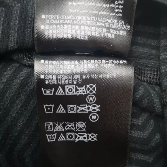 Under Armour Compression Ladies Size XL Black Mock Neck Coldgear Active Top - Picture 6 of 10